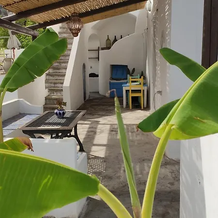 La Casa Di Nonna Ida Apartment *